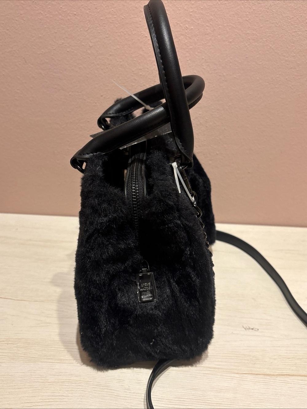 Steve Madden Faux Fur Crossbody Handbag Black Bmickey NEW Tote - Picture 5 of 8
